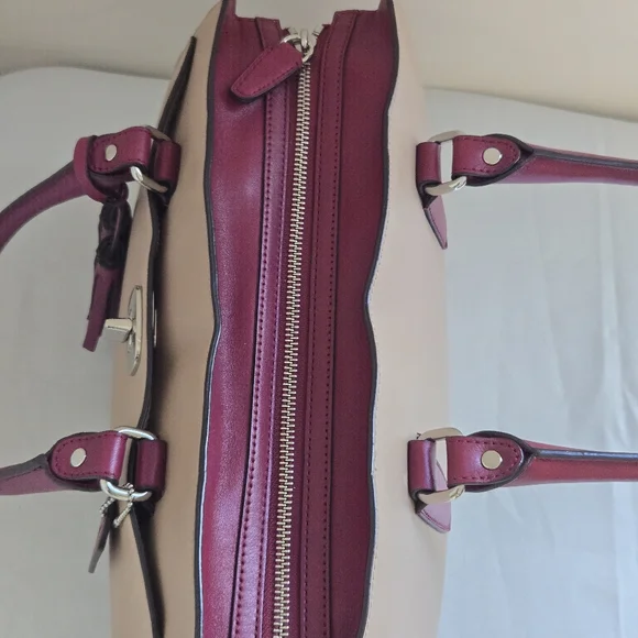 Coach Handbag Legacy Chelsea Tan/Red Classic Leather Tassel Boho Chic Satchel - Picture 5 of 16